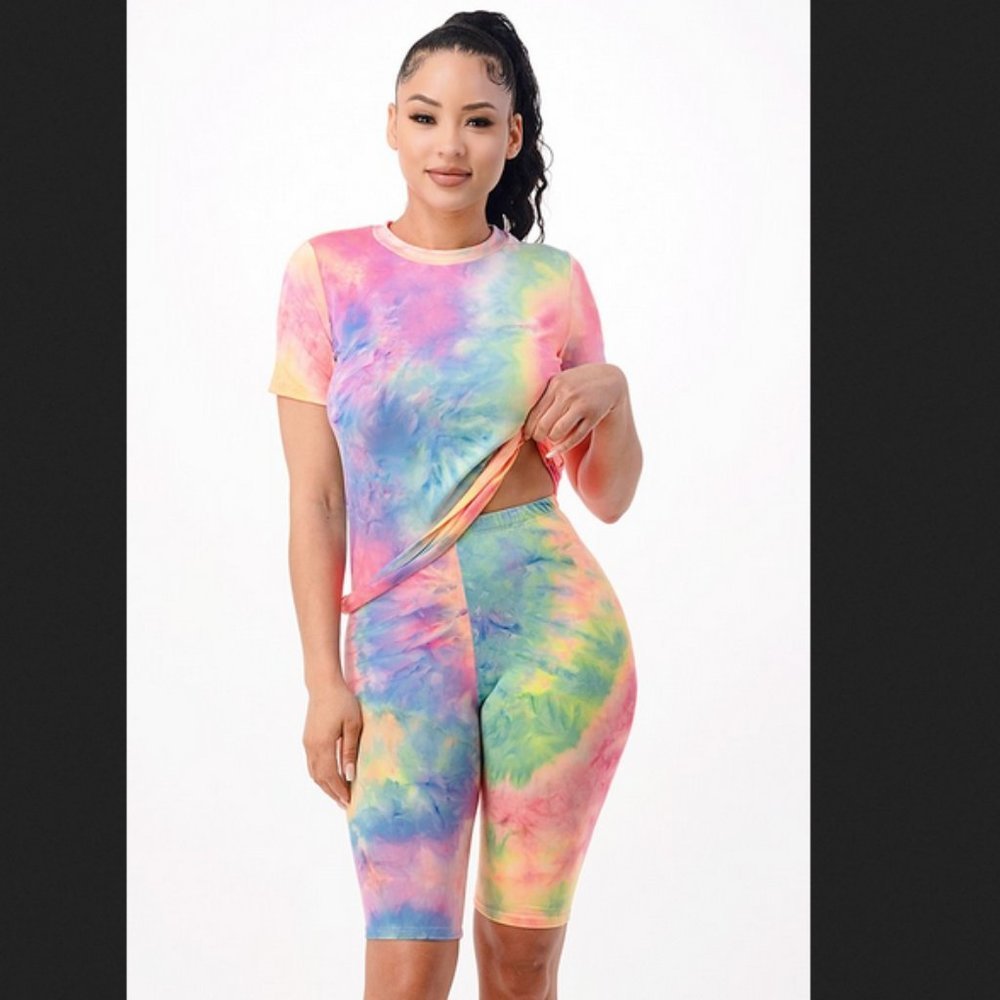 Tie Dye T-shirt and Biker‎ Shorts Set - Picture 9 of 9